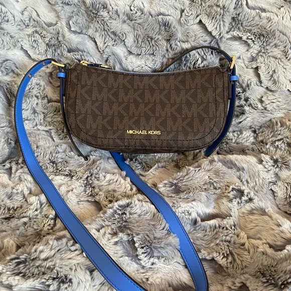 Michael Kors Camden Crossbody - Picture 8 of 10